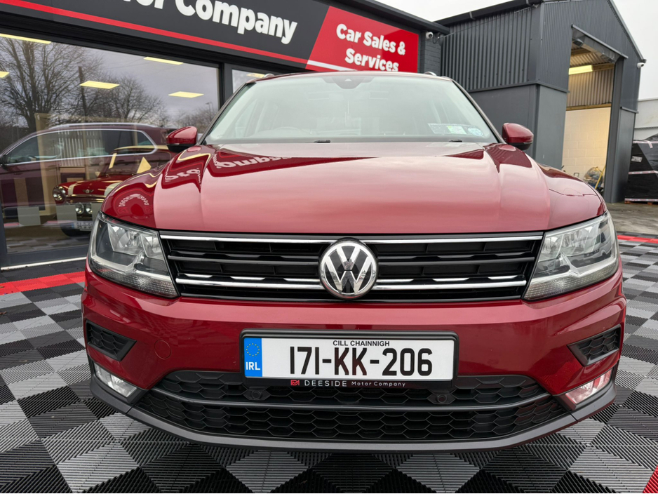 2017 Volkswagen Tiguan - image 4