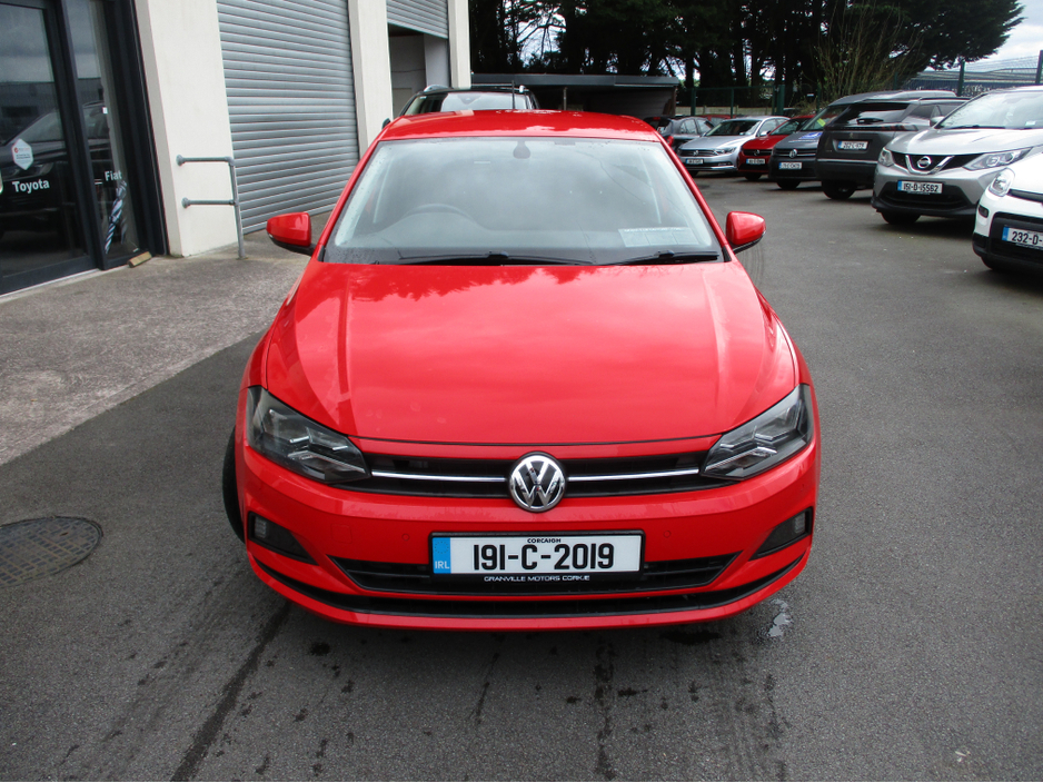 2019 Volkswagen Polo - image 2