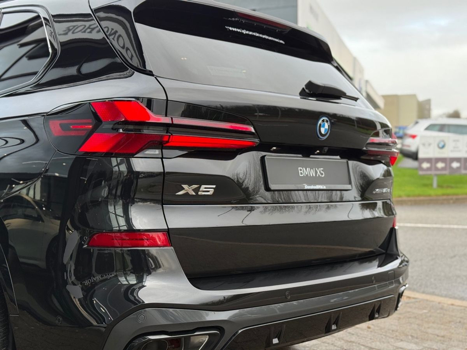 2026 BMW X5 xDrive50e M Sport Pro €111,250