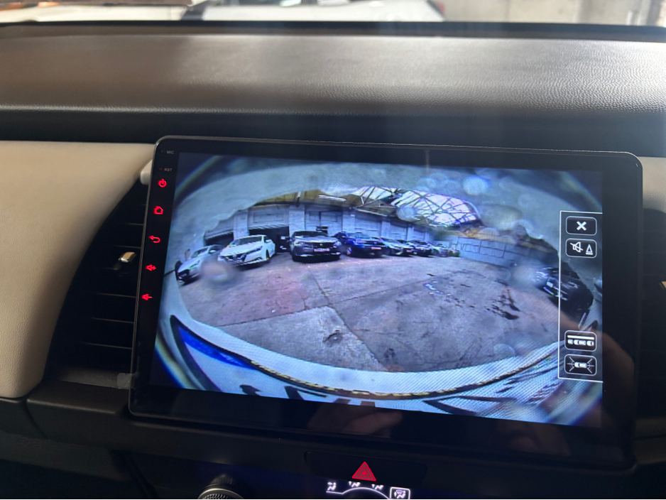 2021 Honda Jazz - image 5