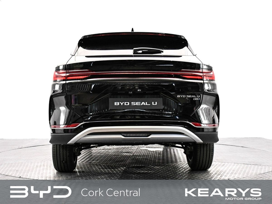 2025 BYD Seal U - image 5