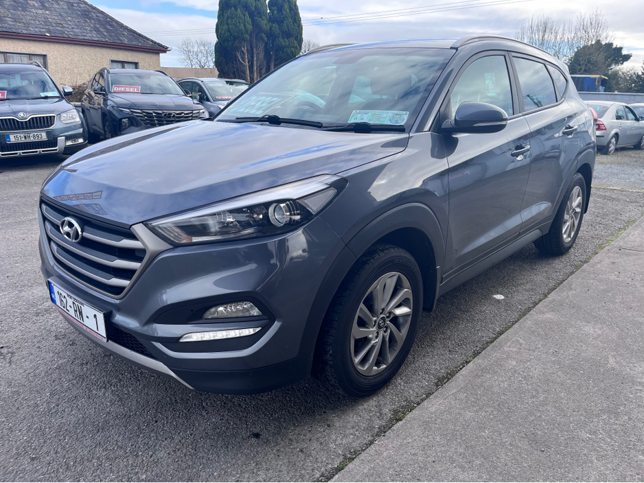 2016 Hyundai Tucson - image 2