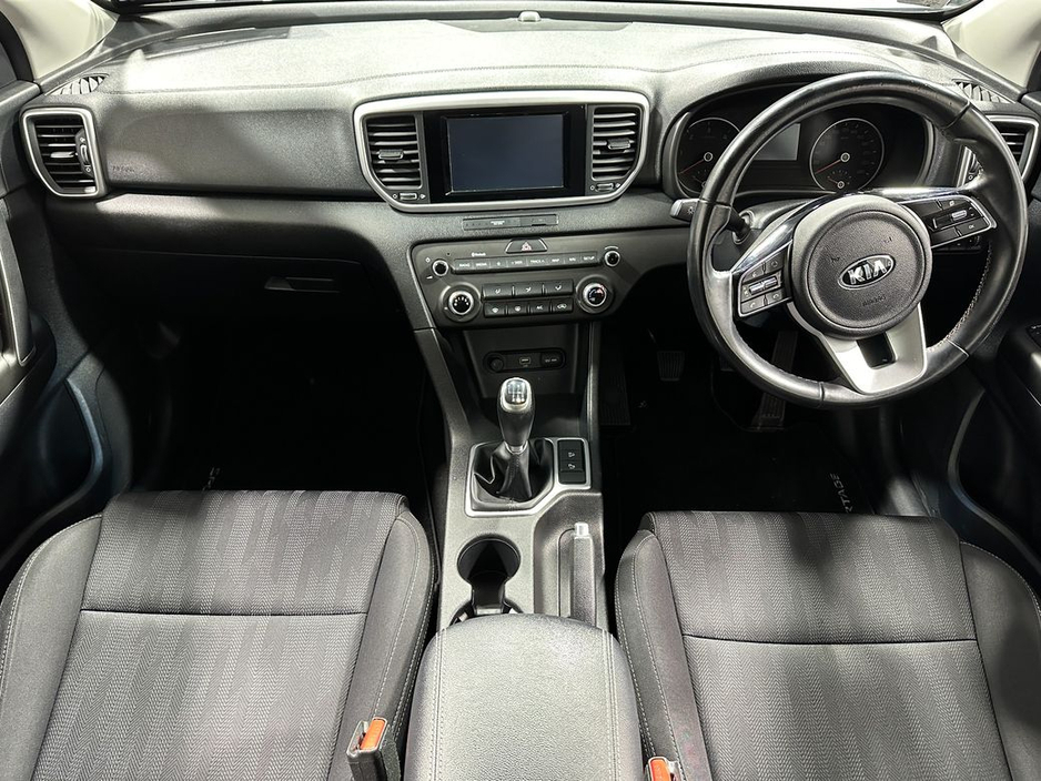 2020 Kia Sportage - image 8