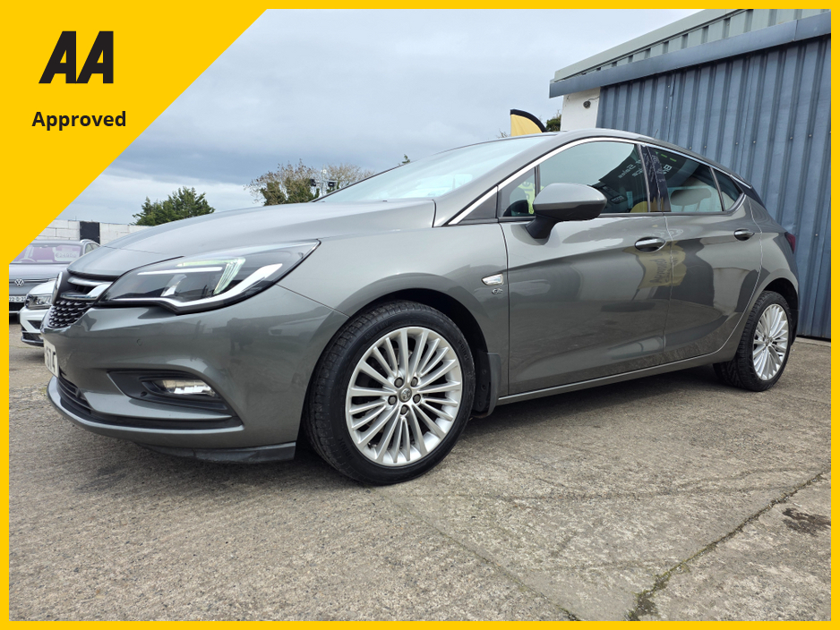 2017 Opel Astra - image 3