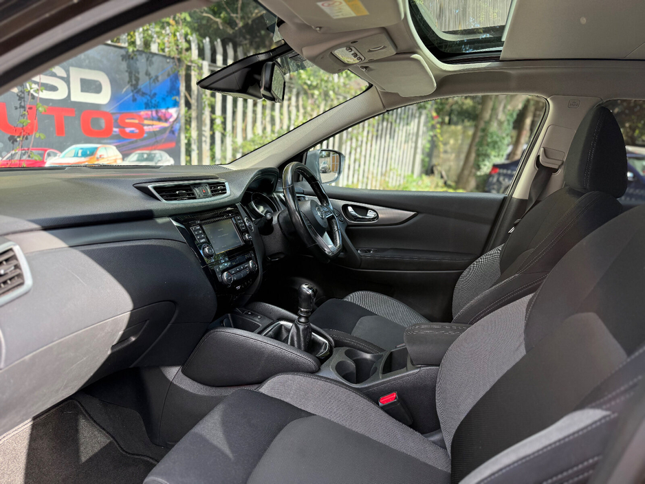 2017 Nissan Qashqai 1.5 DSL XE €12,700