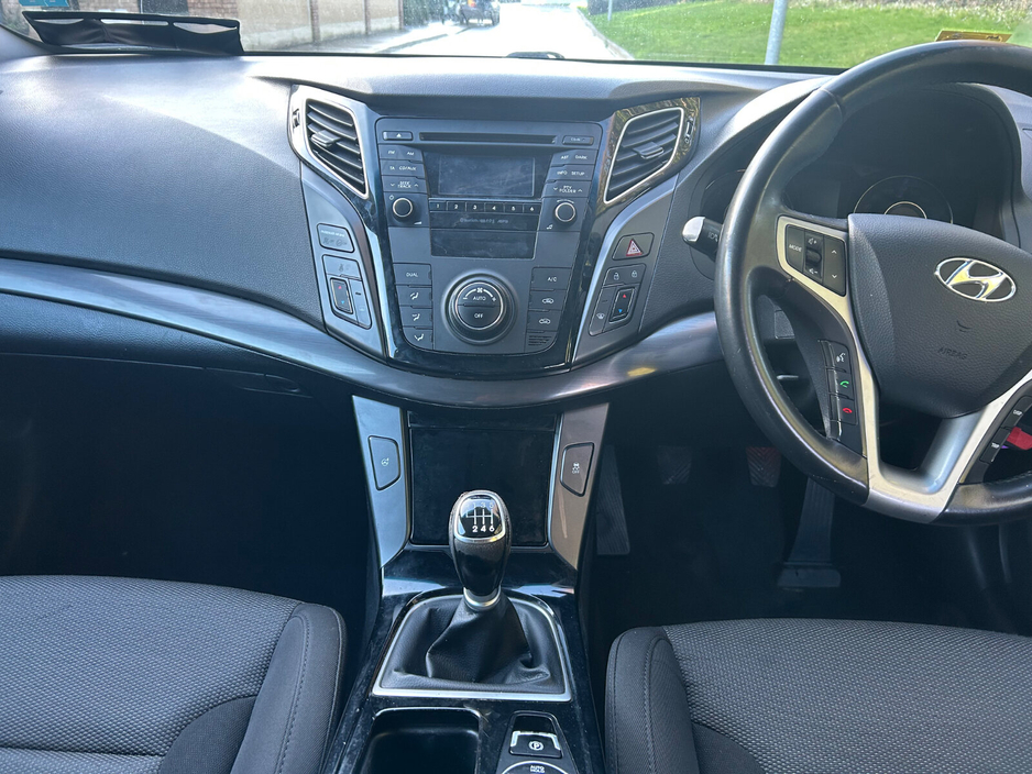 2015 Hyundai i40 - image 17