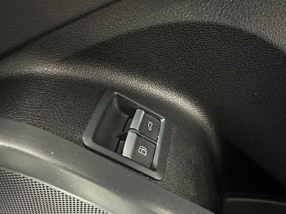 2021 Audi Q5 TFSi E S Line Quattro €39,900