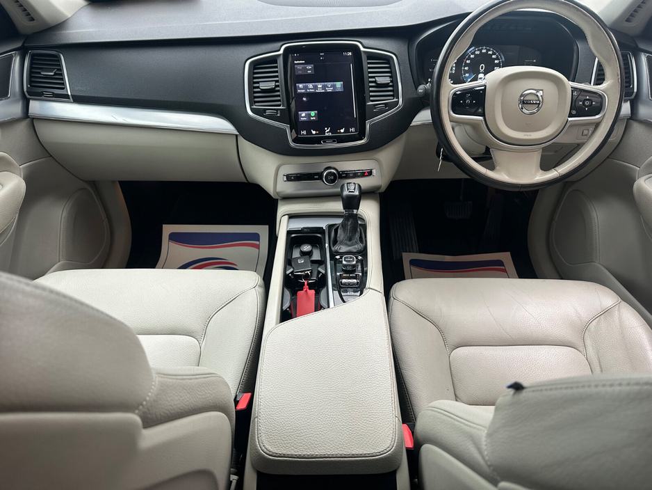 2017 Volvo XC90 D5 (235hp) AWD Momentum Geartronic