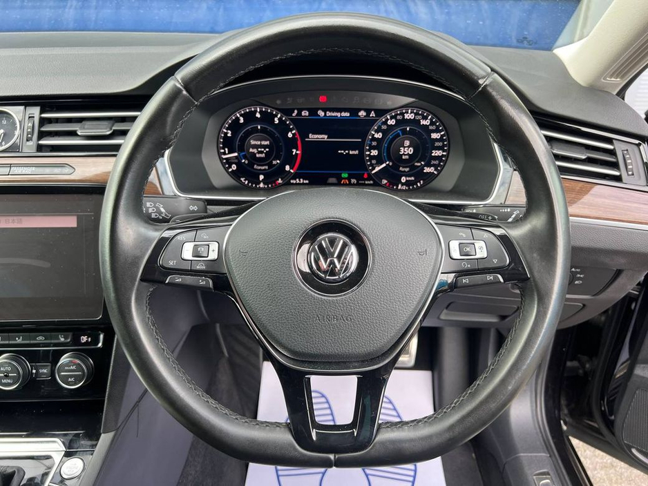 2018 Volkswagen Passat VARIANT HIGHLINE 2.0 TDI * HUGE SPEC * // LEATHER INTERIOR // 360 PARKING CAMERA // APPLE CARPLAY/ANDROID AUTO €22,950