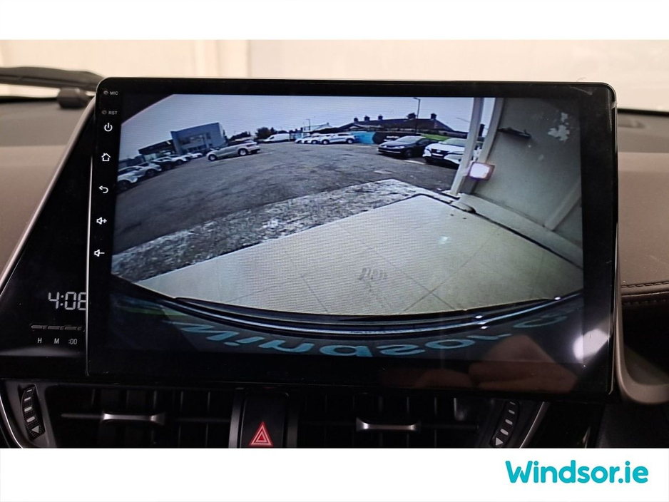 2020 Toyota C-HR HYBRID AUTO €21,995