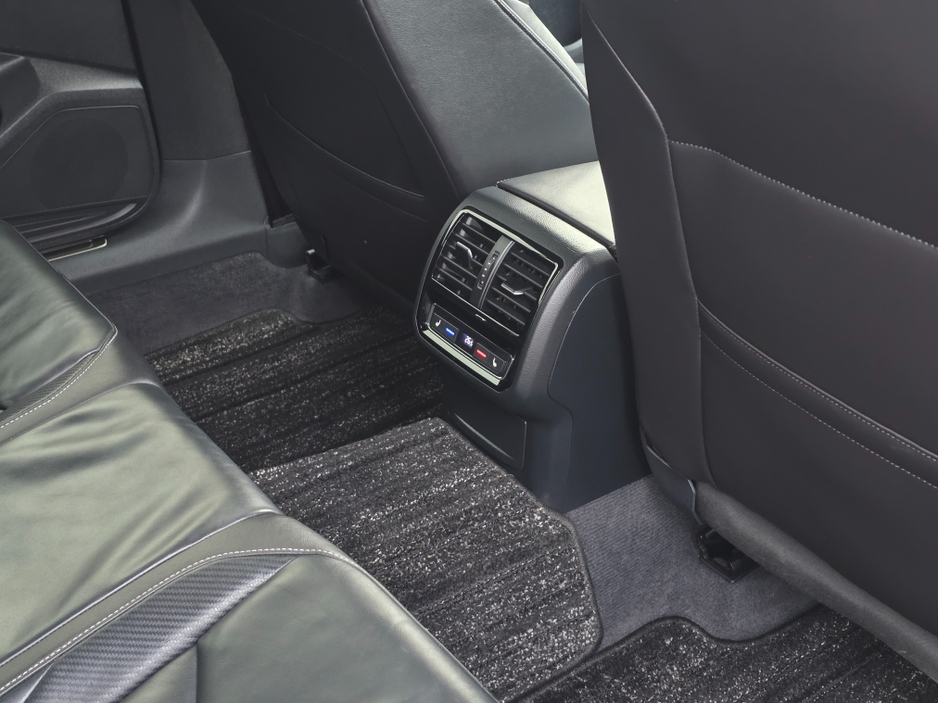 2018 Volkswagen Arteon 2.0 TSI R LINE EDITION 4 MOTION 280BHP - VIRTUAL DASH- FULL LEATHER HEATED ELECTRIC SEATS - SAT NAV - CARPLAY ANDROIDAUTO - BLIND SPORT - 360 PARKING SENSORS  - SELF PARKING ASSIST - 360 CAMER €27,950