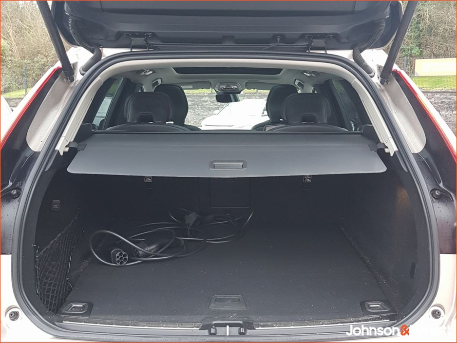 2023 Volvo XC60 - image 14