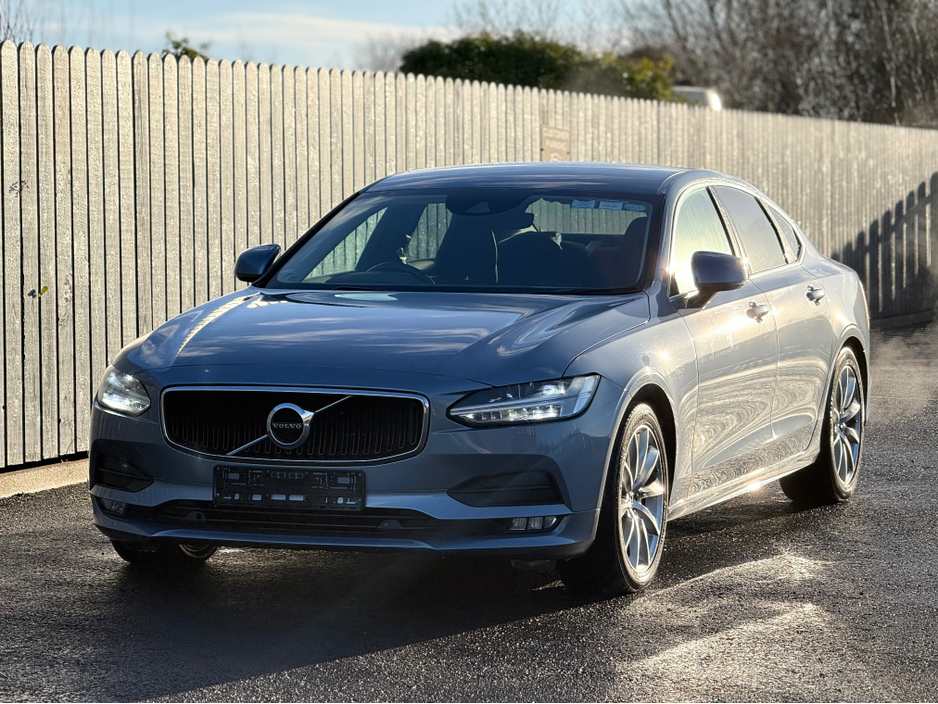 2020 Volvo S90 2020 VOLVO MOMENTUM PLUS  2.0 D4 €31,500