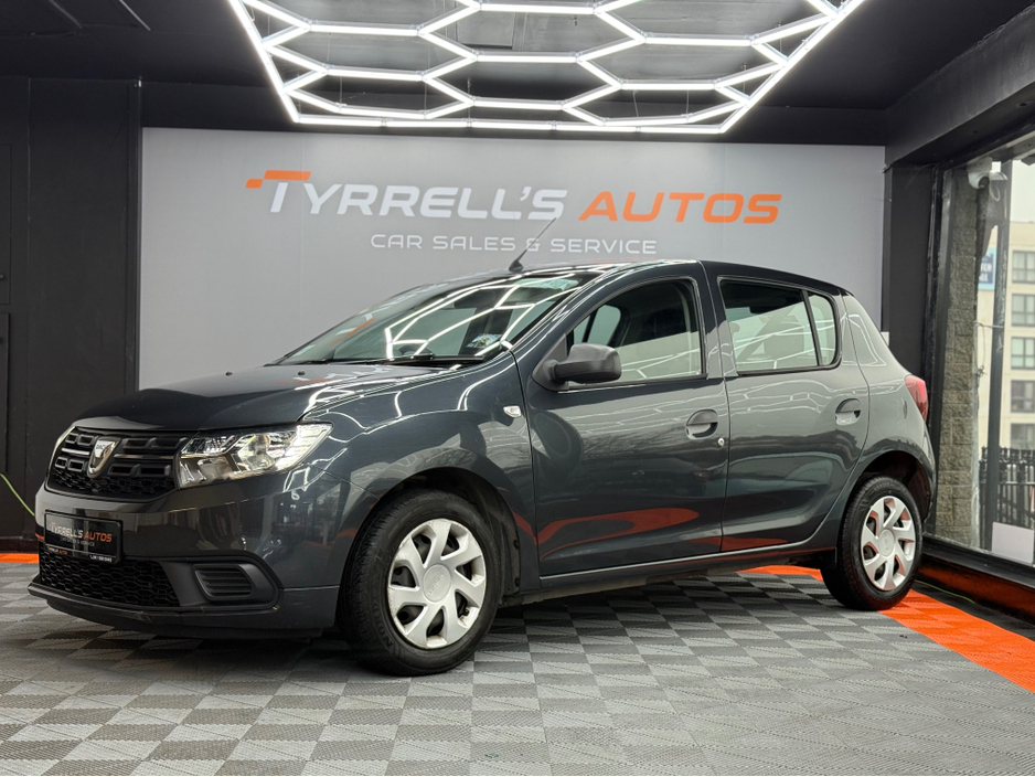 2020 Dacia Sandero - image 5