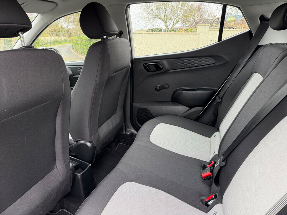 2021 Hyundai i10 - image 19