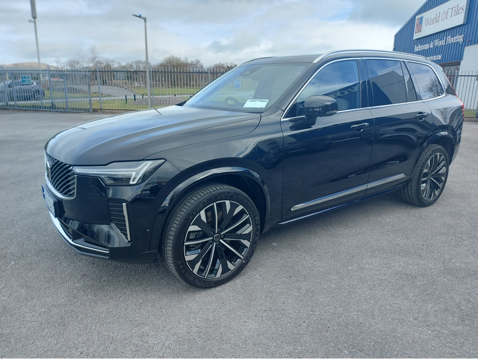 2026 Volvo XC90 - image 8