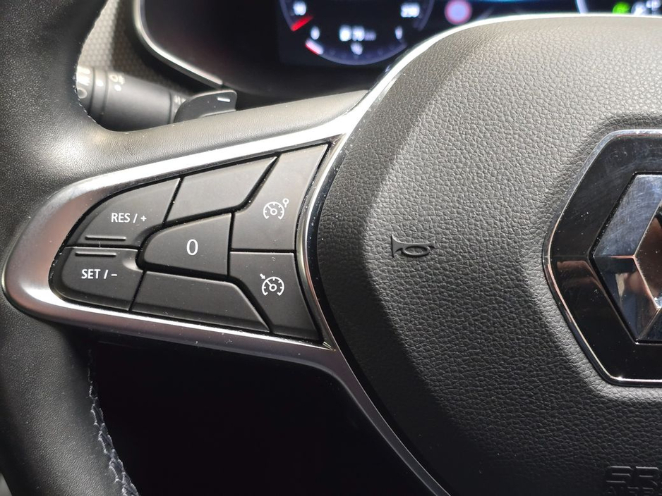 2023 Renault Arkana - image 19