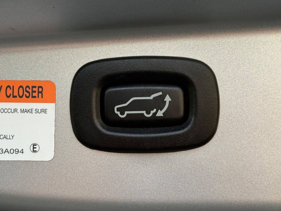 2018 Mitsubishi Outlander - image 10