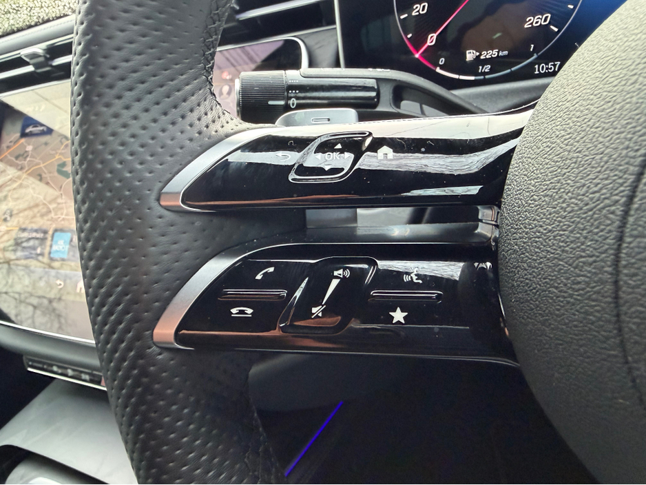 2024 Mercedes-Benz E Class STUNNING LOOKING URBAN EDITION HYBRID PHEV//STUNNING IN ALPINE GREY//VERY LOW MILEAGE//SIMI AND AA DEALER €66,950