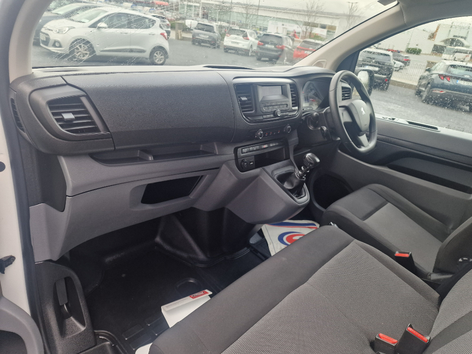 2022 Peugeot Expert Active Standard 1.5 HDI 100 4D €15,450