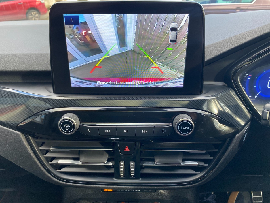 2022 Ford Kuga - image 19