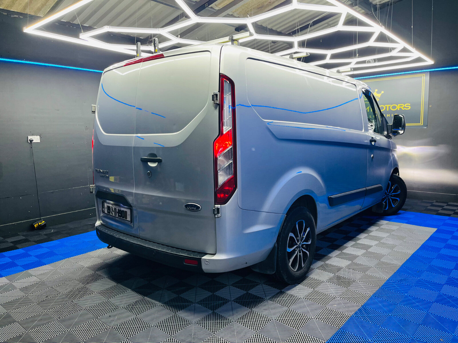 2019 Ford Transit - image 11