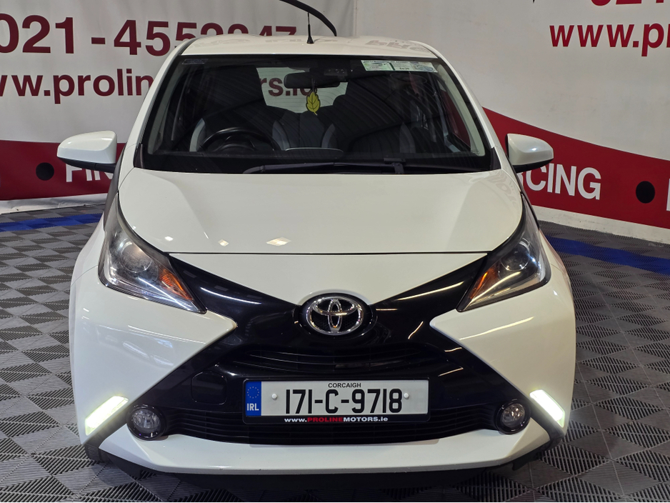 2017 Toyota Aygo - image 5