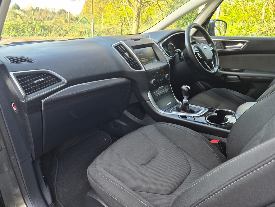 2016 Ford S-Max - image 13