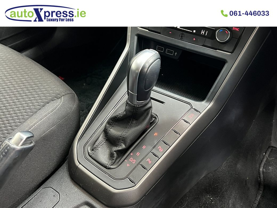 2018 Volkswagen Polo - image 8