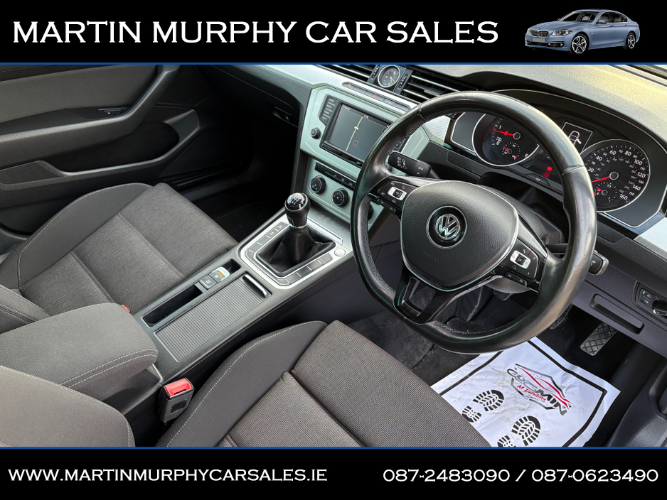 2015 Volkswagen Passat - image 10