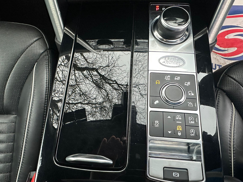 2018 Land Rover Discovery 3.0 TDV6 HSE LUX 7 Seat €37,950