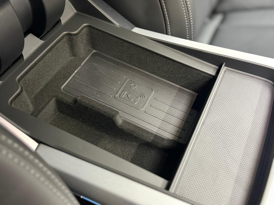 2025 Audi Q8 55 TFSI E S LINE 394HP QUATTRO €94,990