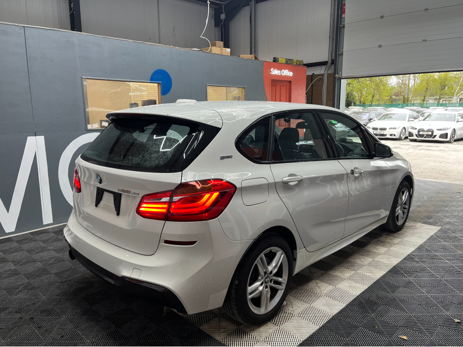 2019 BMW 2 Series - image 2