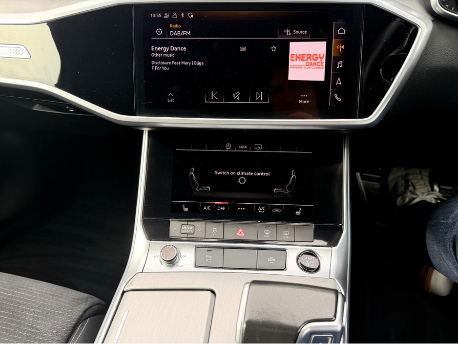 2022 Audi A6 - image 15