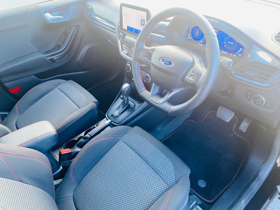 2023 Ford Puma - image 10