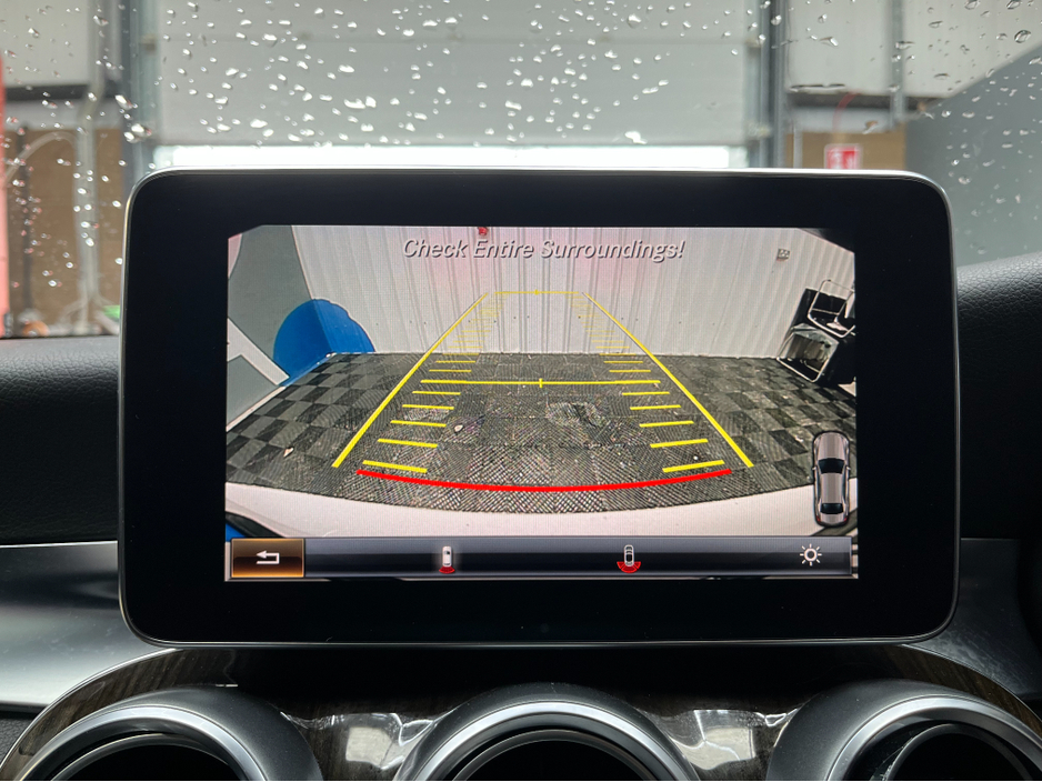 2016 Mercedes-Benz C Class €19950 2016 MERCEDES-BENZ AVANTGARDE 2.0 AUTOMATIC / CRUISE CONTROL / REVERSE CAMERA / ELECTRIC MEMORY & HEATED SEATS / PADDLE SHIFTERS AND MORE €19,950