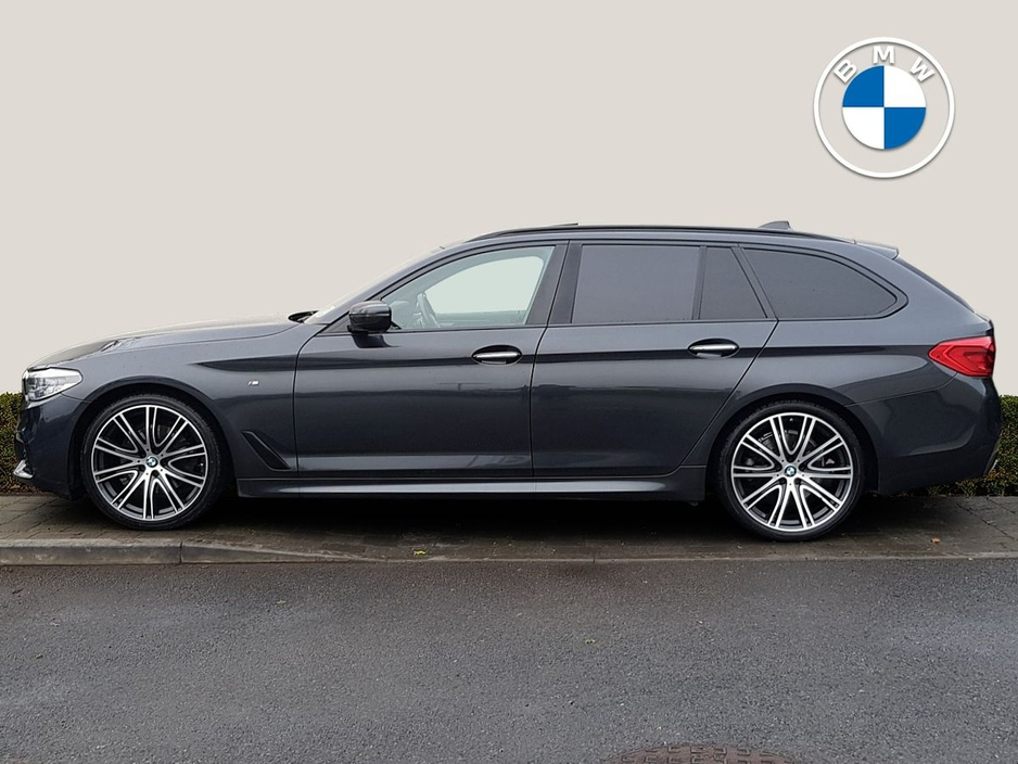 2017 BMW 5 Series 520d M Sport €29,995