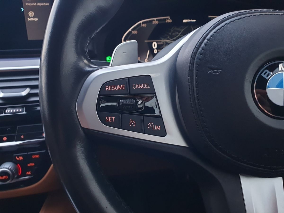 2021 BMW 5 Series 530e M Sport €34,995