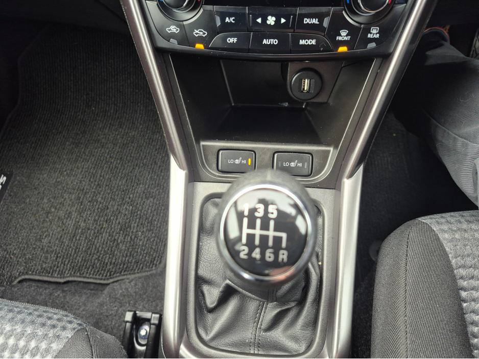 2023 Suzuki SX4 S-Cross - image 13