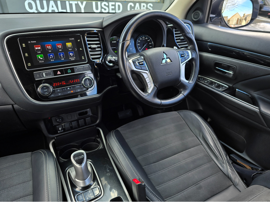 2019 Mitsubishi Outlander - image 21