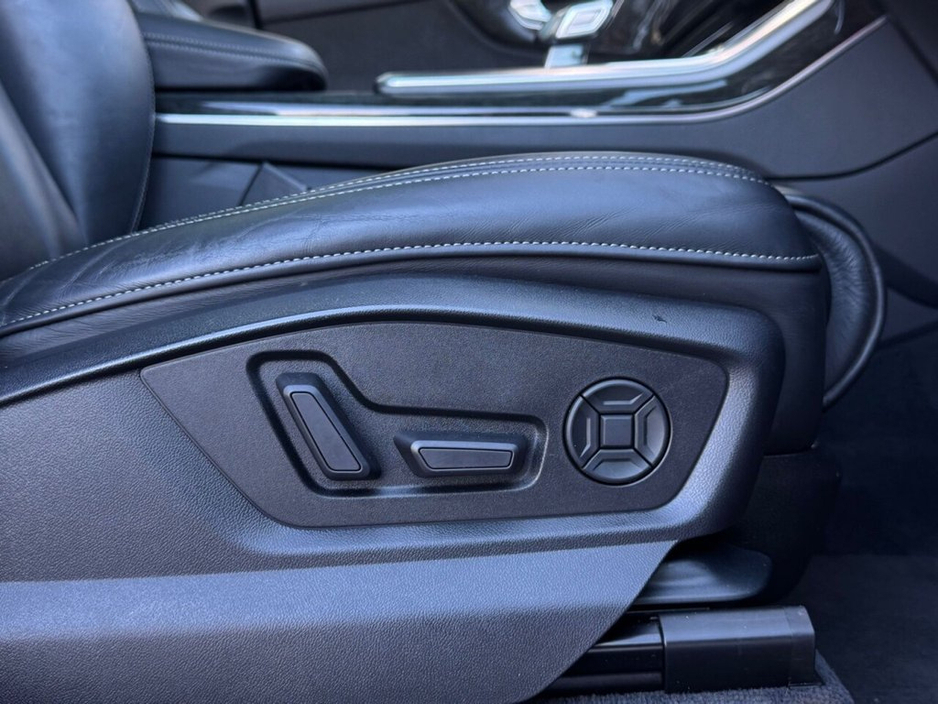 2021 Audi Q7 - image 17