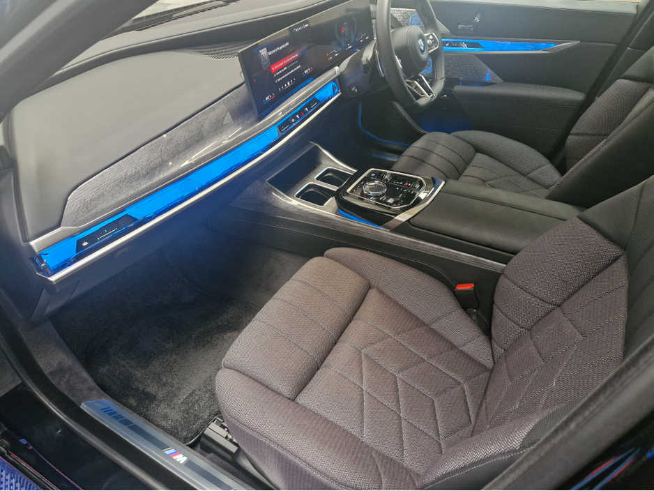 2024 BMW i7 M70 XDRIVE ^^ULTIMATE^^  OVER  €250,000 ++ NEW €170,000