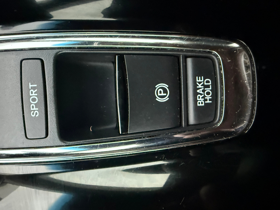 2015 Honda Vezel  €14,590