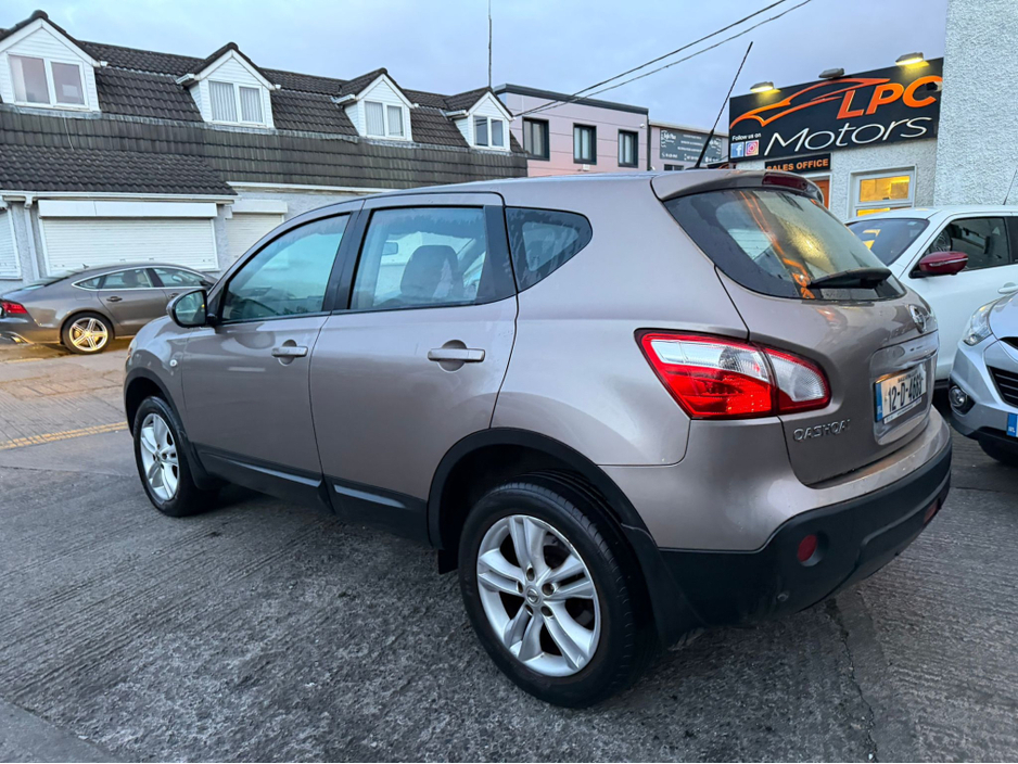 2012 Nissan Qashqai - image 12