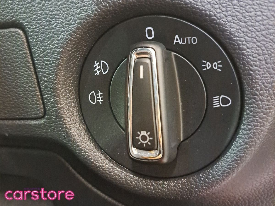 2020 Skoda Kamiq - image 19