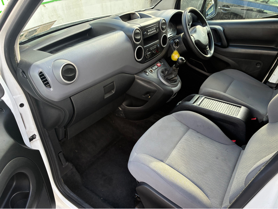 2014 Peugeot Partner 1.6 HDI 850 S L1 90 €3,450