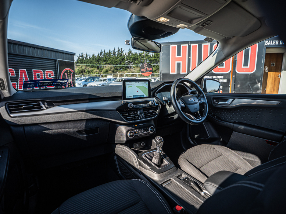 2020 Ford Kuga - image 27