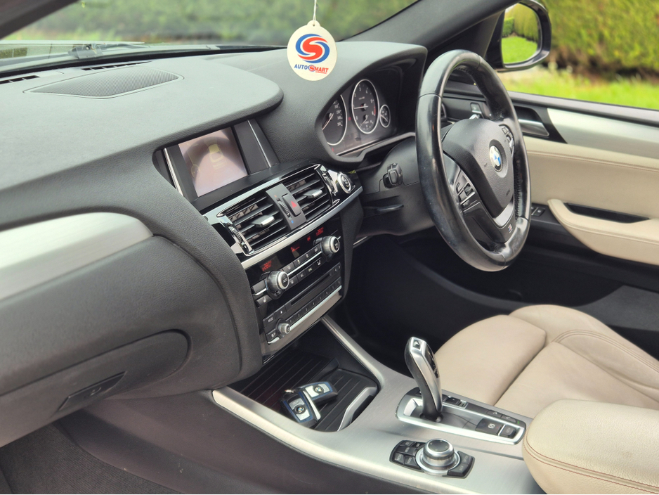 2016 BMW X4 - image 11