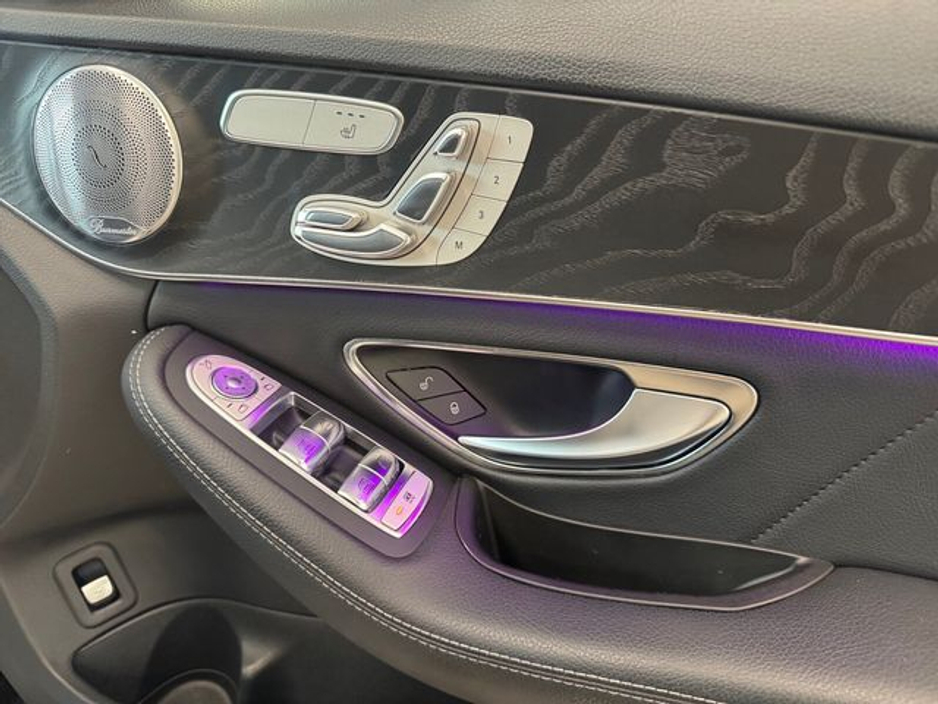 2019 Mercedes-Benz C Class - image 12