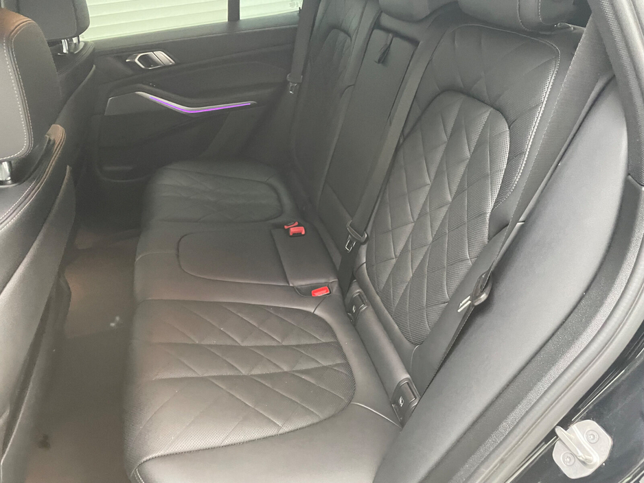 2022 BMW X5 - image 17